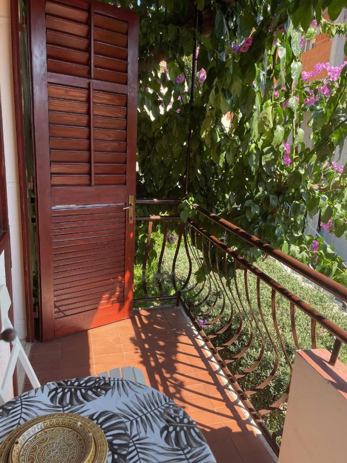 Hvar Guesthouse - Double Bedroom With Private Bathroom 젤사 외부 사진