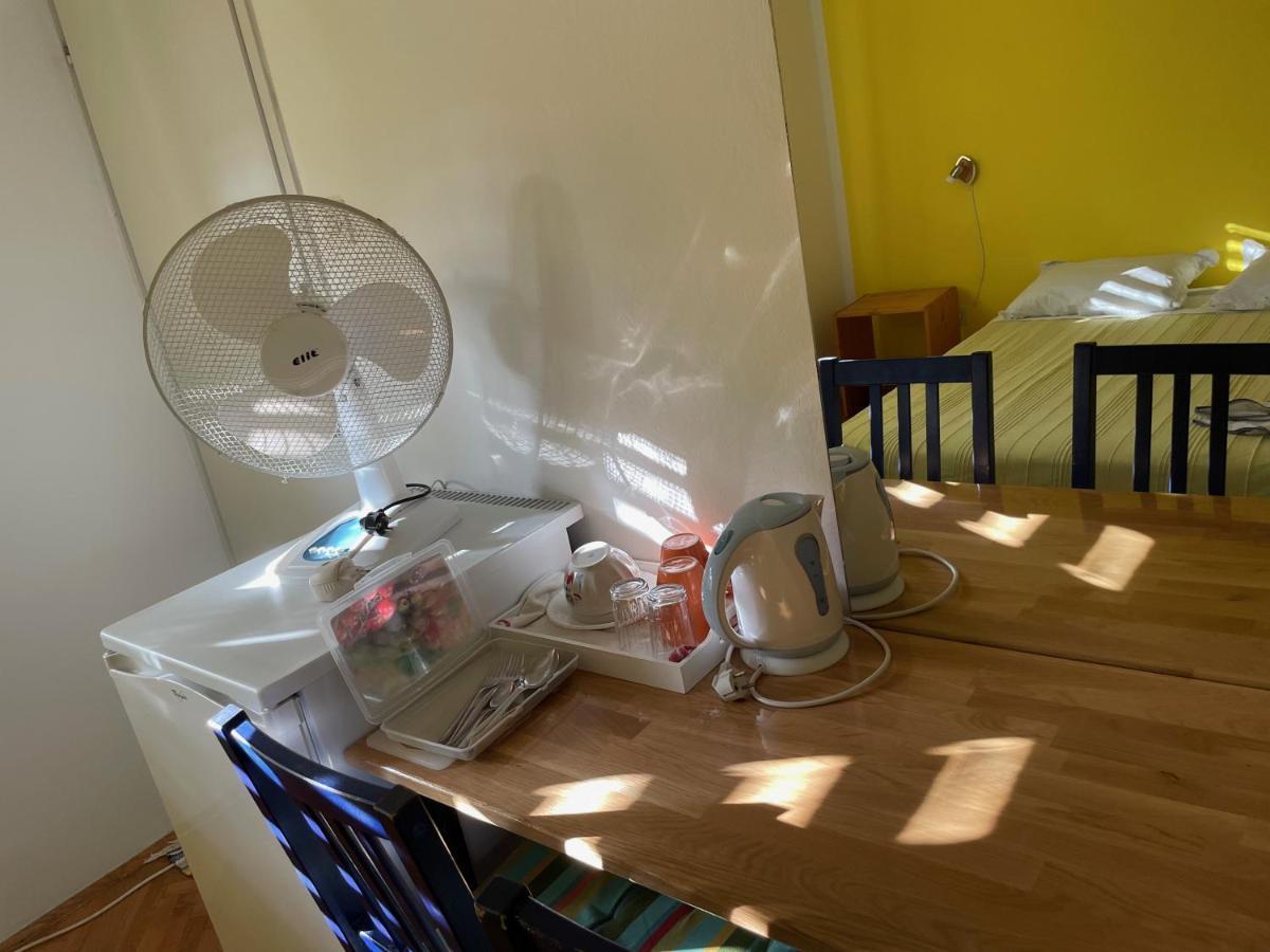 Hvar Guesthouse - Double Bedroom With Private Bathroom 젤사 외부 사진